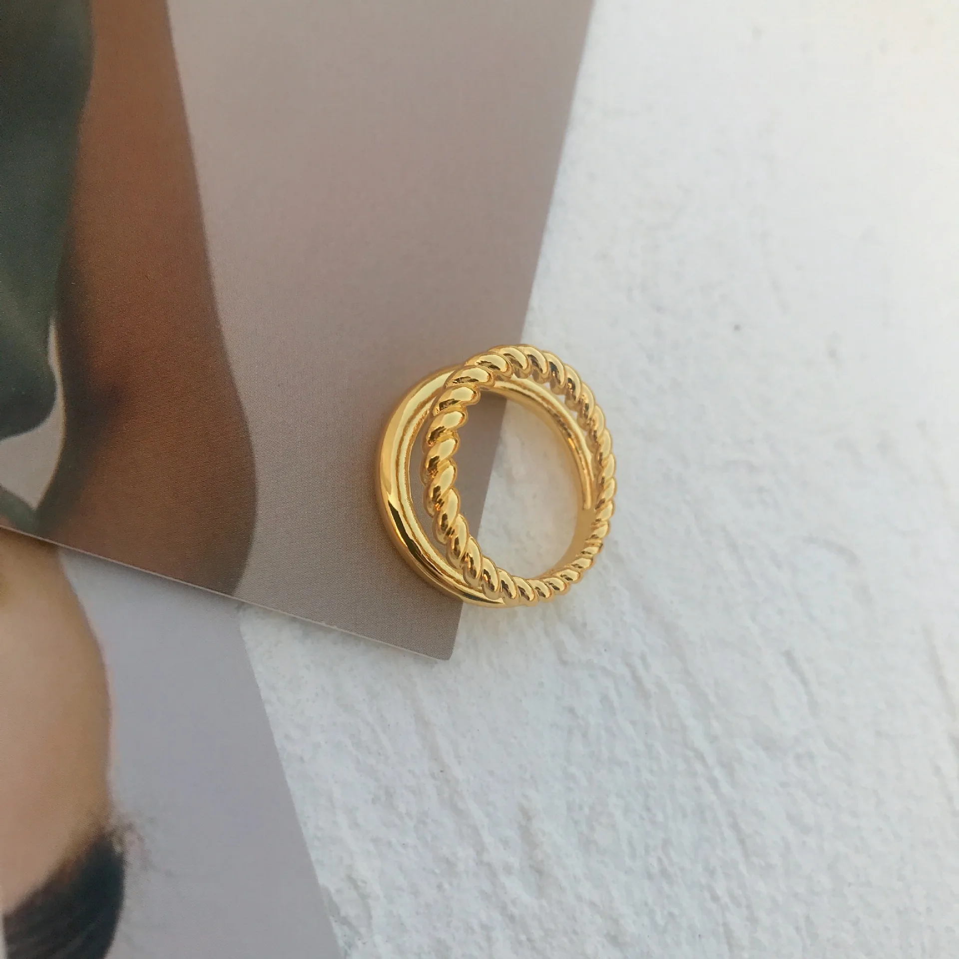 

Ins Hot Twisted Chain Finger Ring Simple Double-deck 18k Gold Plated Stainless Steel Twist Rings, Gold silver