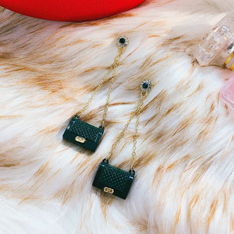 

2020 red color bag shape leather womens earrings