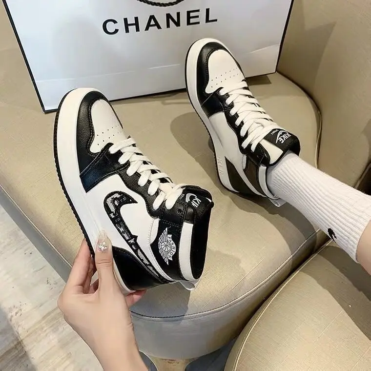 
2021 Famous China factory men and women sports shoes and brand sneakers 