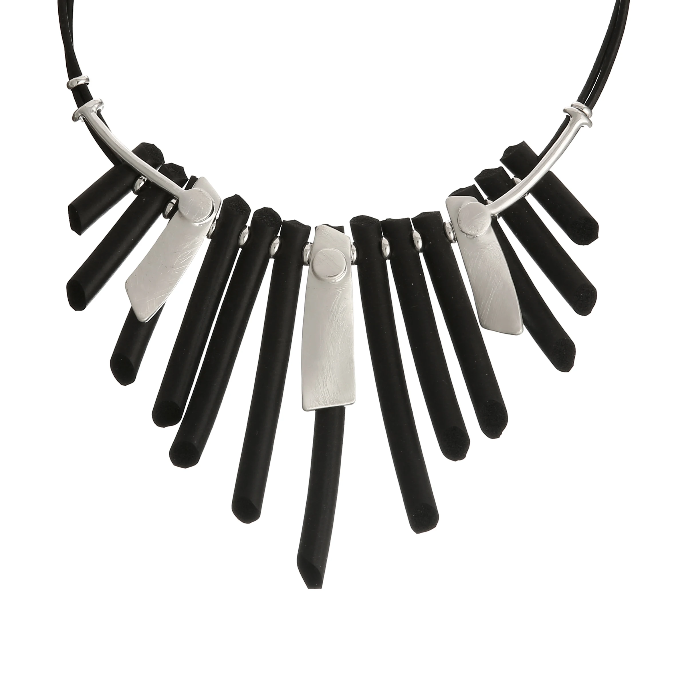 

New products on the market Europe and Brazil wind short necklace foam rope alloy lady clavicle necklace