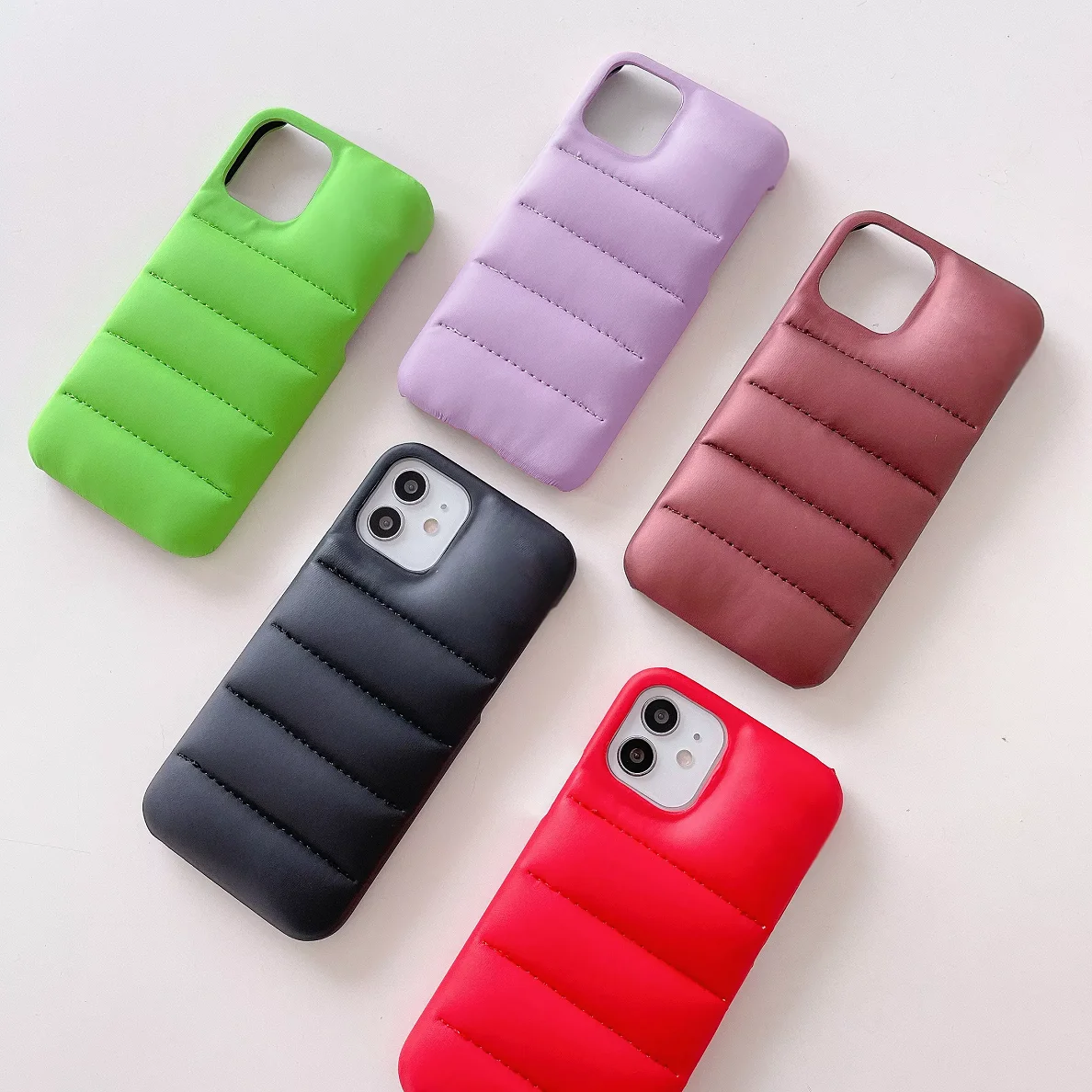 

LeYi New Design Custom 3D PU Leather sponge Shockproof Jacket Phone puffer Case For iphone 13 11 PRO MAX