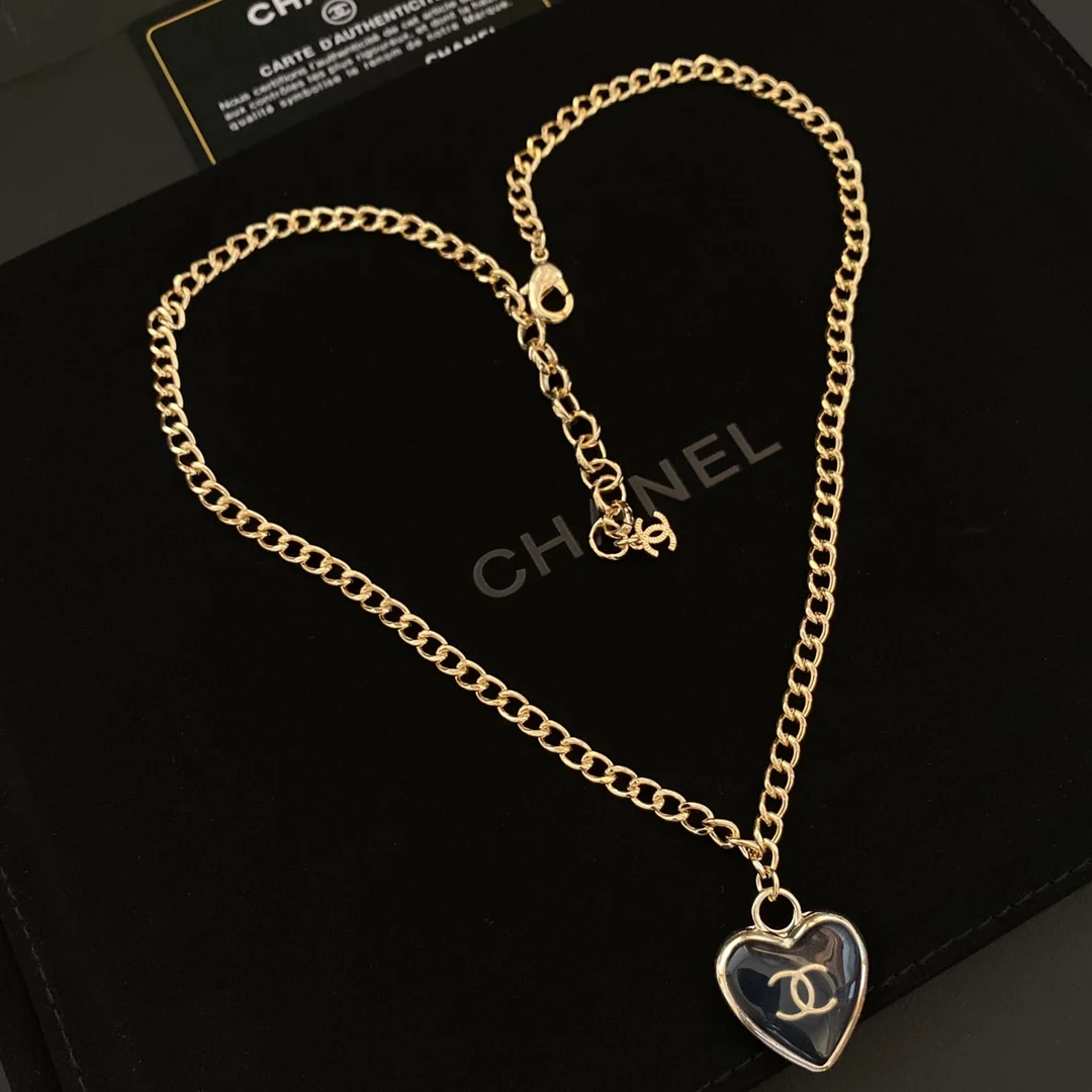 

HAOY Channel CC Heart Necklace Pendant cc necklaces Gold Plated Women Accesories Jewelry