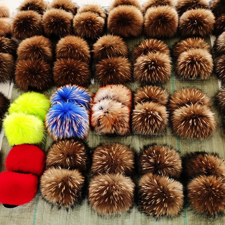 Wholesale brown fluffy furry real fox raccoon big fur sandal slipper slide for women, Customized color