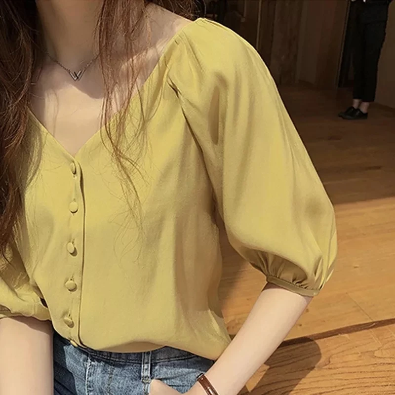 

Summer Tops Women Blouses Sexy Puff Sleeve Blouse Women Shirts Ruffle Top Streetwear Korean V Neck Solid Shirt Loose casual