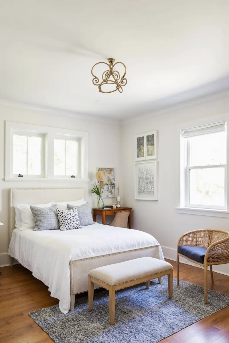 Soft lighting in guest room