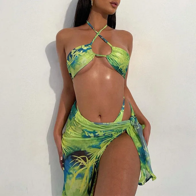 

FS3387D Sexy Two Piece Set Women floral Print Sleeveless Cross-Neck Lace Up Top and Slit Skirt Beachwear Outfits