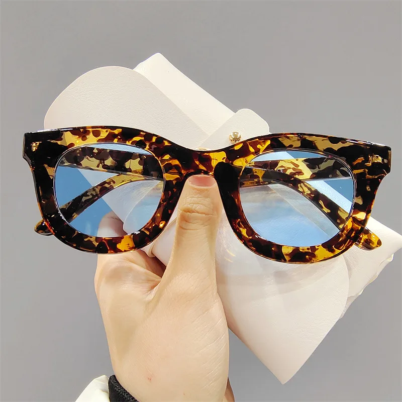 

LBAshades Custom Trendy Women Men Sun Glasses Round Frame Colorful UV protect fashion sunglasses 2022