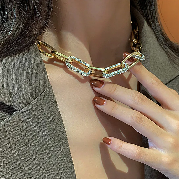 

European And American Exaggerated Large Thick Chain Ins Short Clavicle Chain Jewelry Necklace Necklace Love