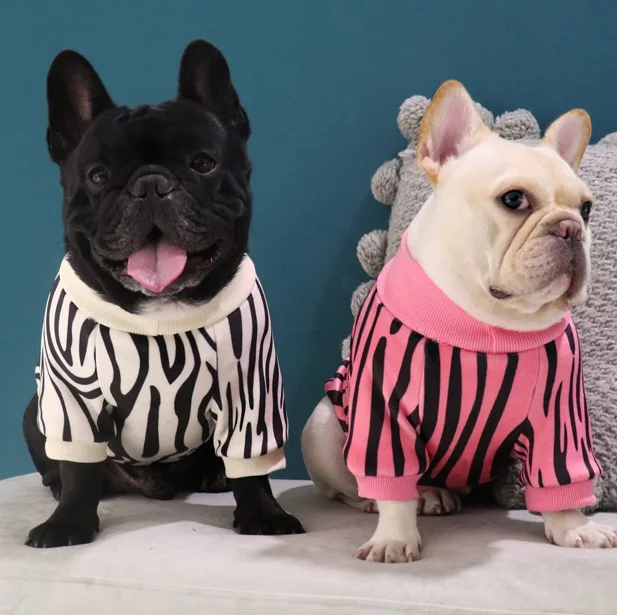 

Fashionable Logo Winter Comfortable Warm Custom Dog Clothes