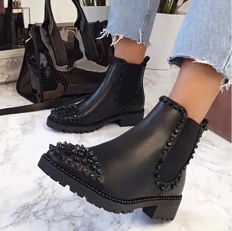 

2020 Elastic band women's ancle Studded flat boots by pair