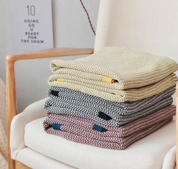 

Custom solid decorative cotton woven nordic sofa knitted soft luxury throw blanket for bed couch office picnic