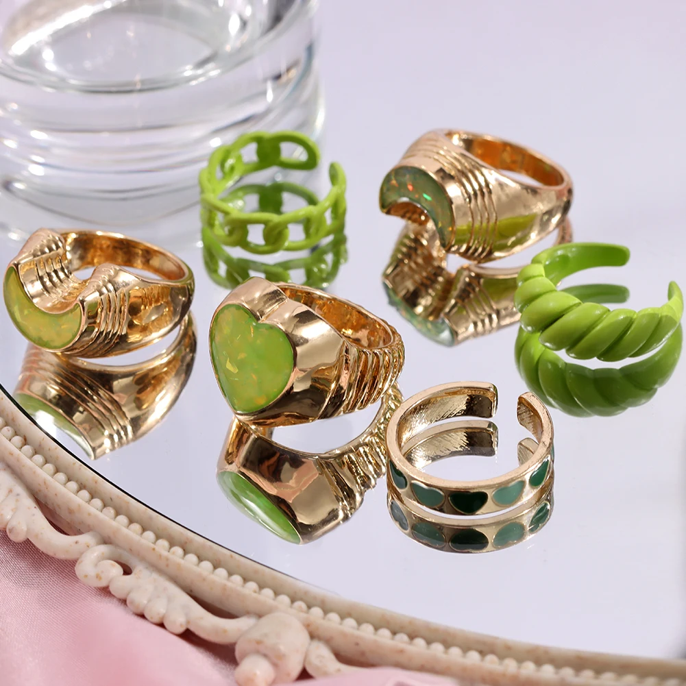 

2021 Newest Fashion Green Chunky Rings Jewelry Acrylic Alloy Rhinestone Enamel Heart Smiley Face Ring