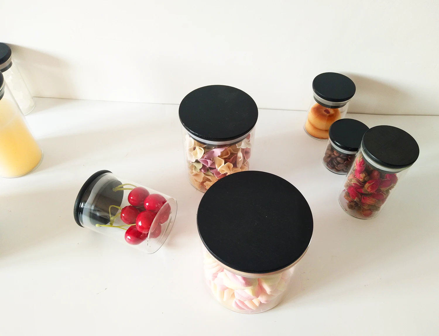 Handblown Airtight Small Spice Glass Jar With Black Lid Buy Glass Jar