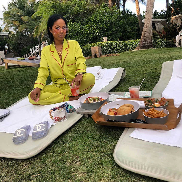 
Summer Fashion V-neck Women sleepwear Long Sleeve Loungewear Two Piece Pajamas 