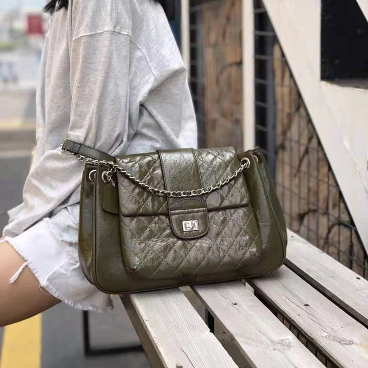 

large Oil Leather Fashion Women Office Women Shoulder Chian Ladies Bags