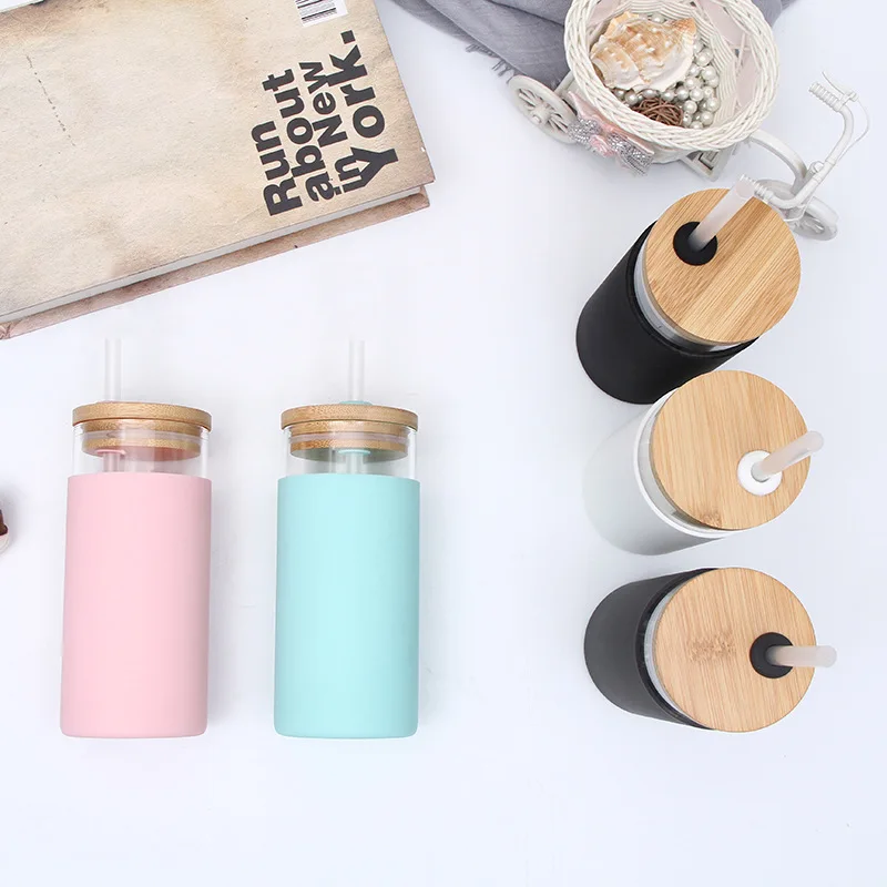 

Mikenda customize logo eco friendly water bottle glass hot sale silicone glass water bottle with bamboo lids, Can be customized