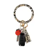 

Q631 Wristlet Round Key Ring Chain Leather Silicone Oversized Bracelet Bangle Keychain Holder Tassel Women Bracelets & Bangles