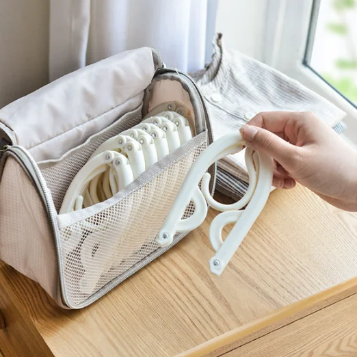 

Multifunctional travel hanger dormitory non-slip child foldable hanger underwear plastic portable hanger factory direct supply, Customized