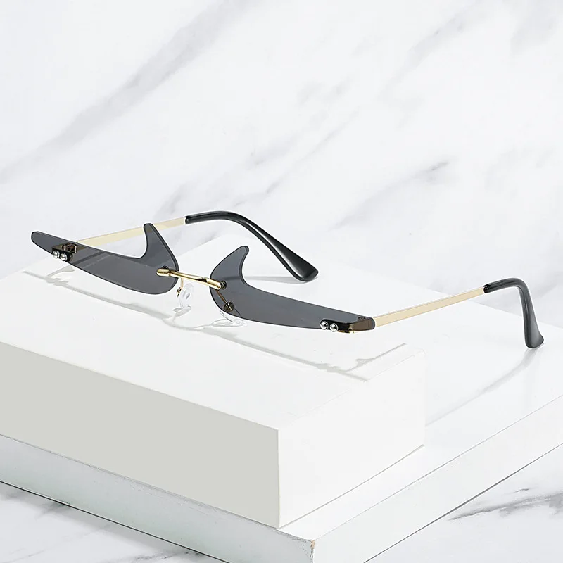 

Wholesale designer unisex polygon metal lady trend personality sun glasses women men fashion party sunglasses