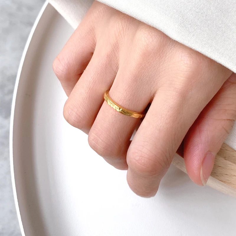 

2mm Thin Foil Textured Irregular 18K Gold Plated Ring Hammered Wrinkle Rock Rings Women Plain Minimalist Stainless Steel Jewelry
