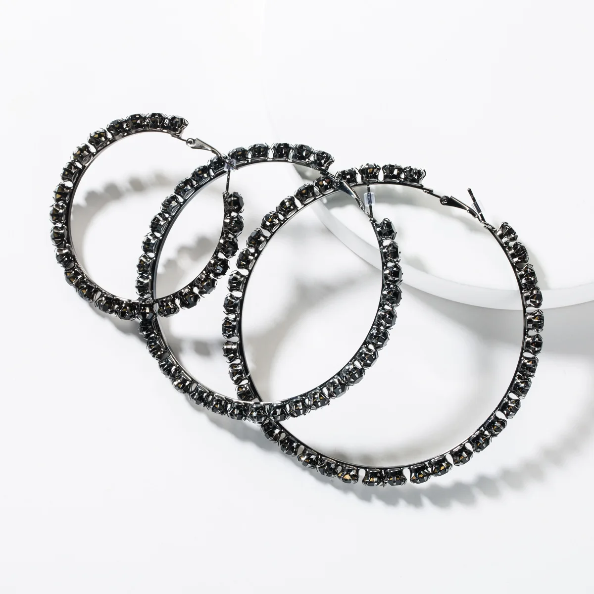 

Punk Hip Hops Large Black Crystal Hoop Earrings Statement Rhinestone Hoop Earring For Women Party