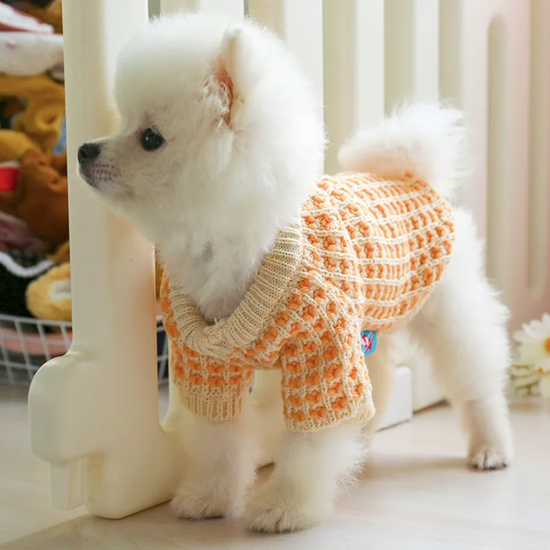 

Wholesale hot sale autumn and winter new fashion cute warm clothes pet knitted sweater cat puppy clothes