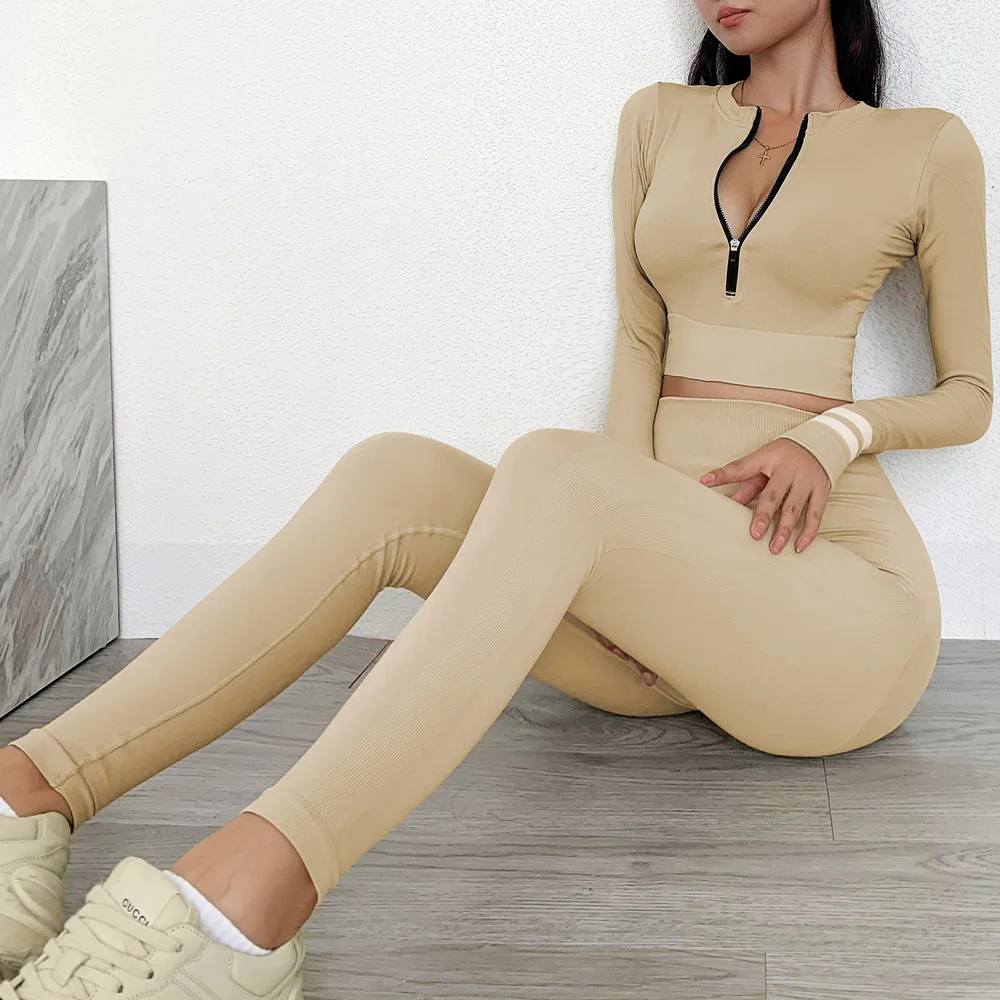 

Wholesale Fall Winter Yoga Wear Suit Long Sleeve Crop Top and Pants Sets For Running Fitness