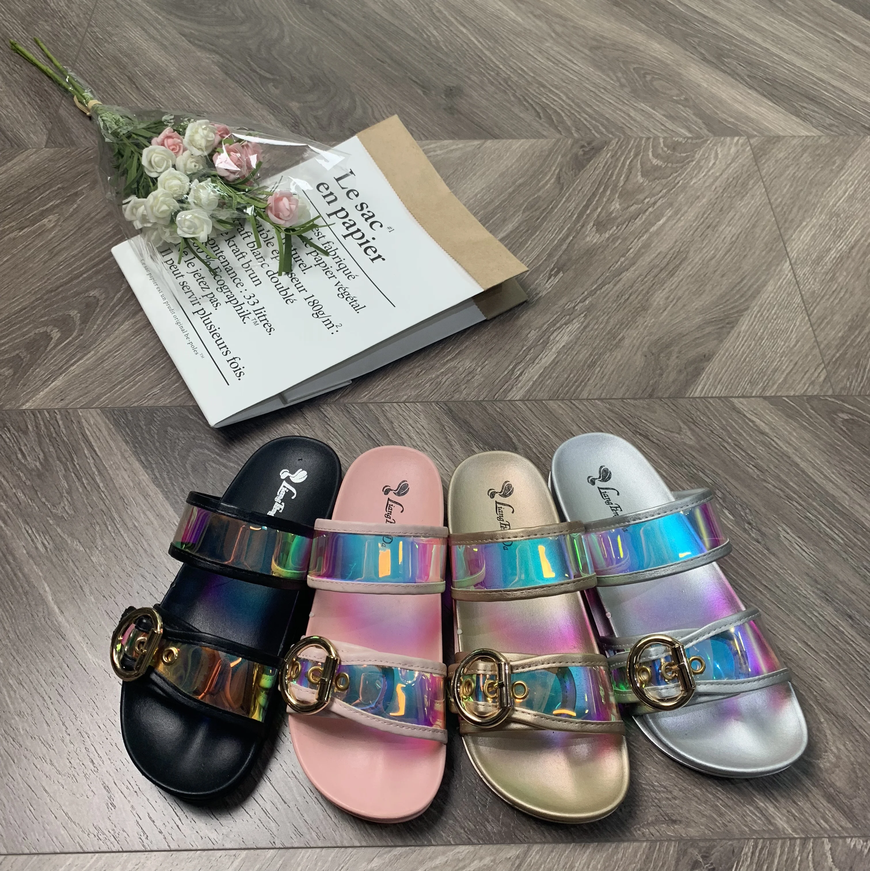

Wholesale Women's Sandals pvc flat lady beach slides slippers Shoes For Women And Ladies, Customized color