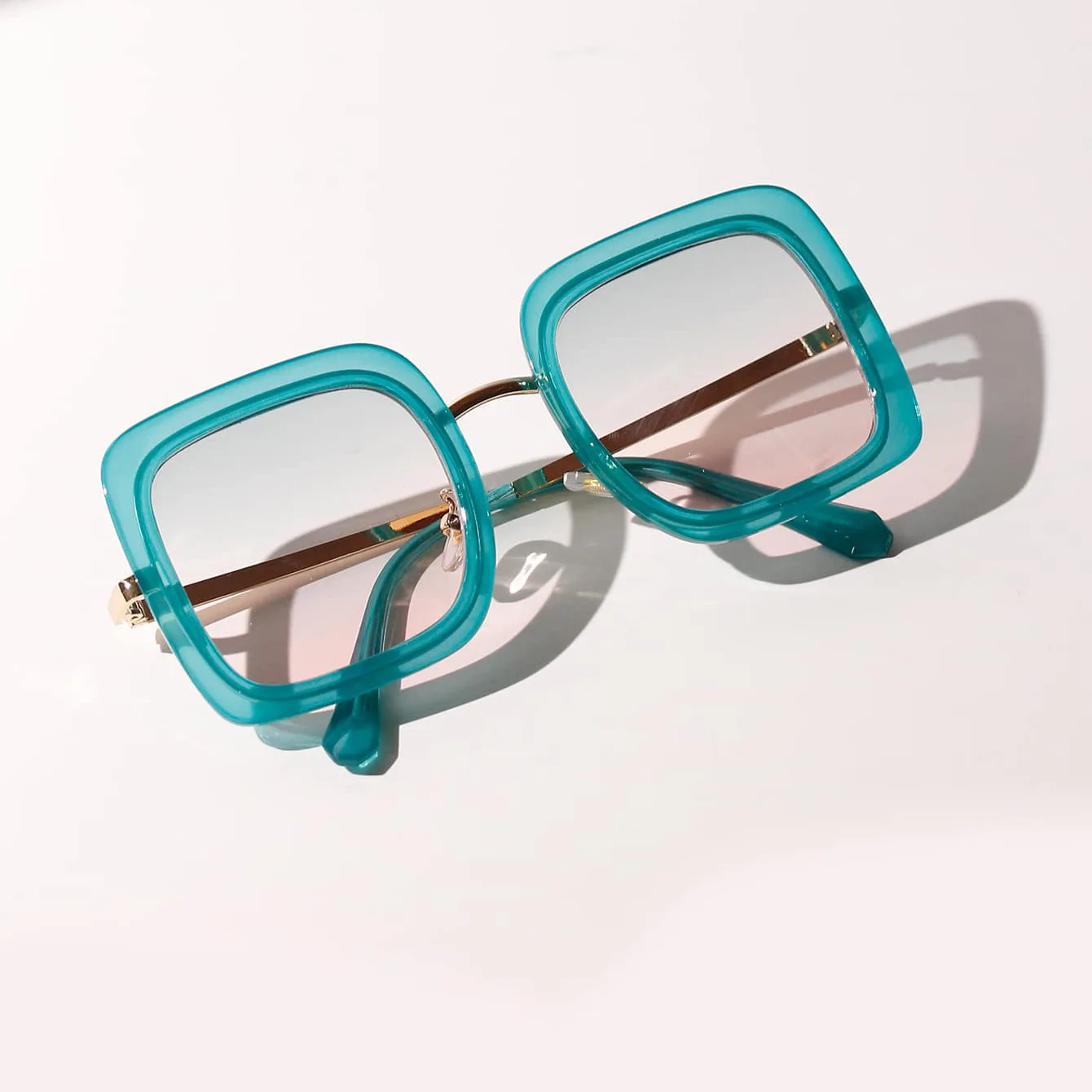 

Custom Design Available Fashion Shades Vintage Retro Square Women Oversized Sunglasses, 4 colors