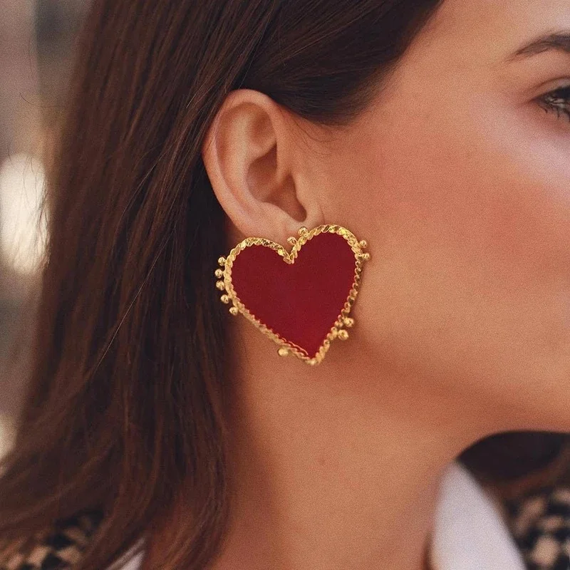 

Fashion Korea Red Color Love Heart Big Large Earrings Women Vintage Exaggerate Enamel Dangle Drop Earring 2021 Party Jewelry, Gold and silver