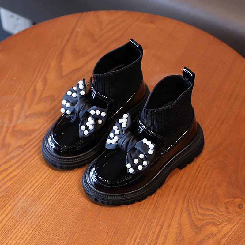 

New girls trendy leather boots 2021 autumn new children soft sole and comfortable pearl bow socks boots ankle, Black