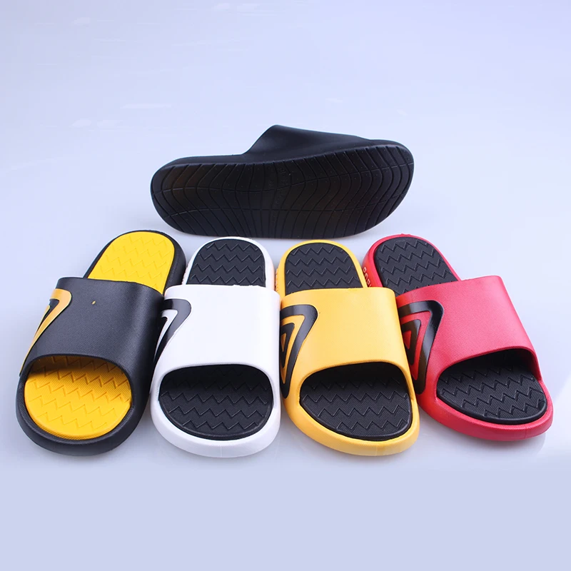 

2021 Fashionable Pvc Slippers Luxury Slides Slippers Men Shoes Sandals Slippers