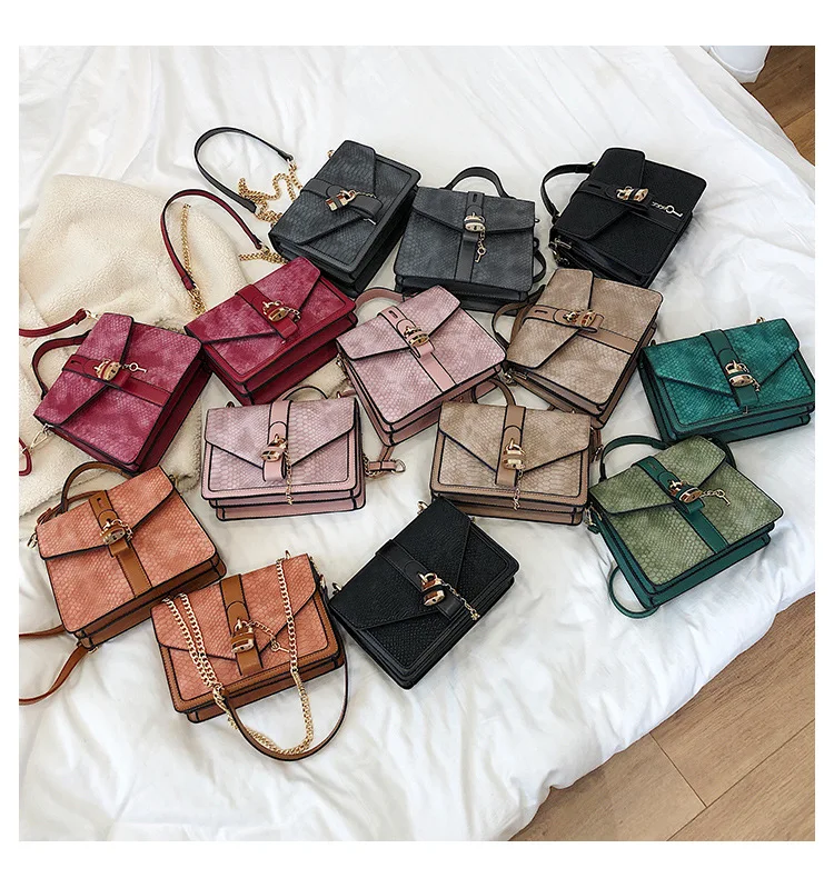 

MeeTee B-B066 Fashion New Snake Pattern Leather Lock Bag Small Square Bag Shoulder Messenger Chain Woman Bag