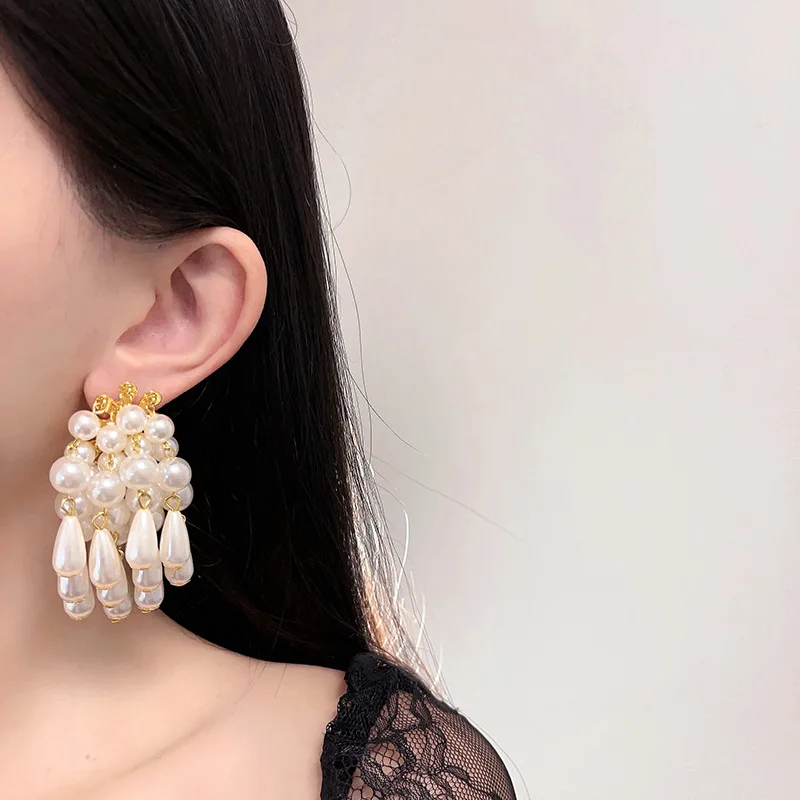 

New Trendy Design Simple White Small Flower Pearl Pendant Earrings Jewelry For Women