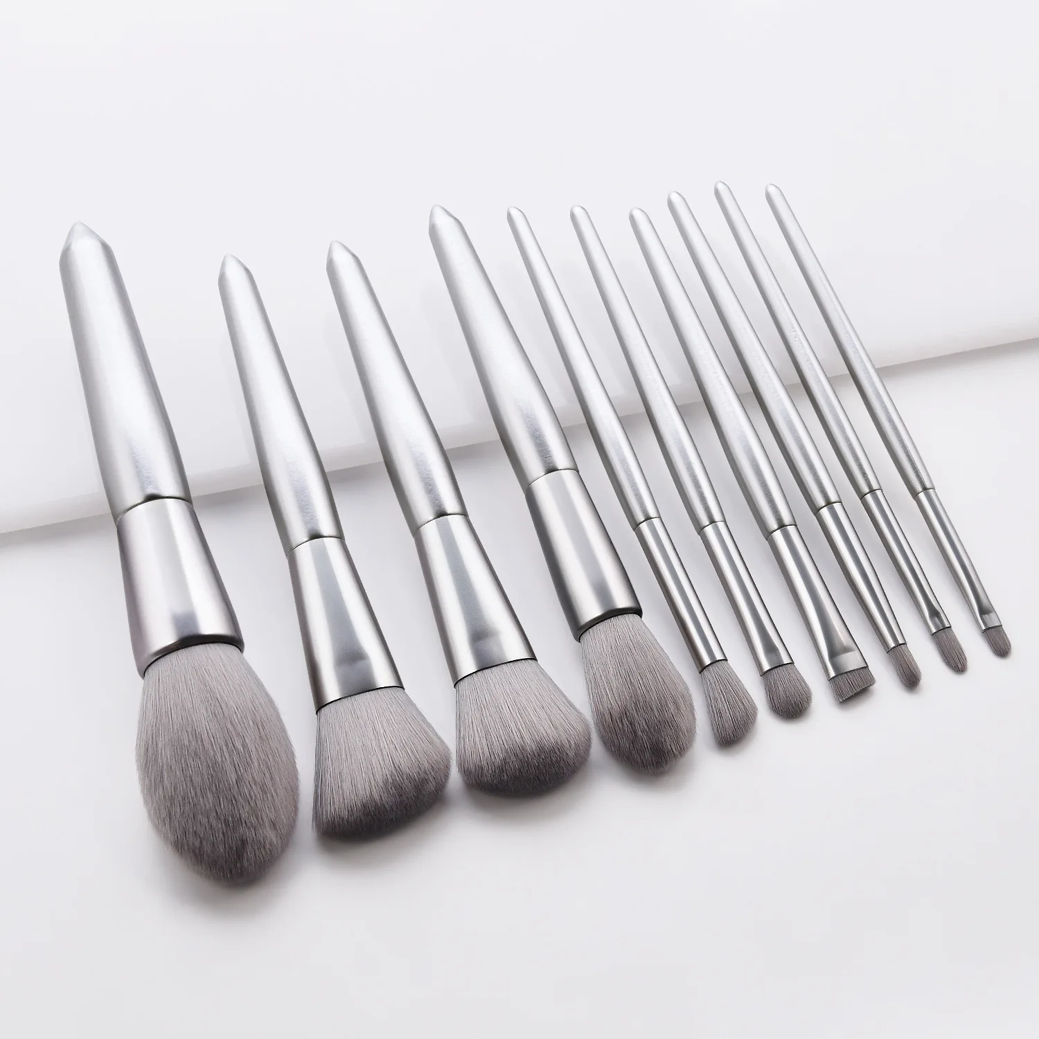 

High Quality 10 pcs low quantity private logo profesional mekap brush