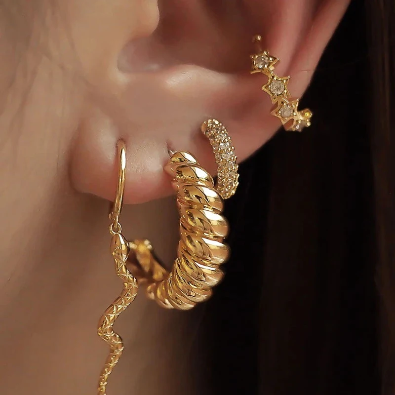 

Trendy Design 18K Gold Plated Stainless Steel Croissant Open Hoops Earrings for Women Jewelry