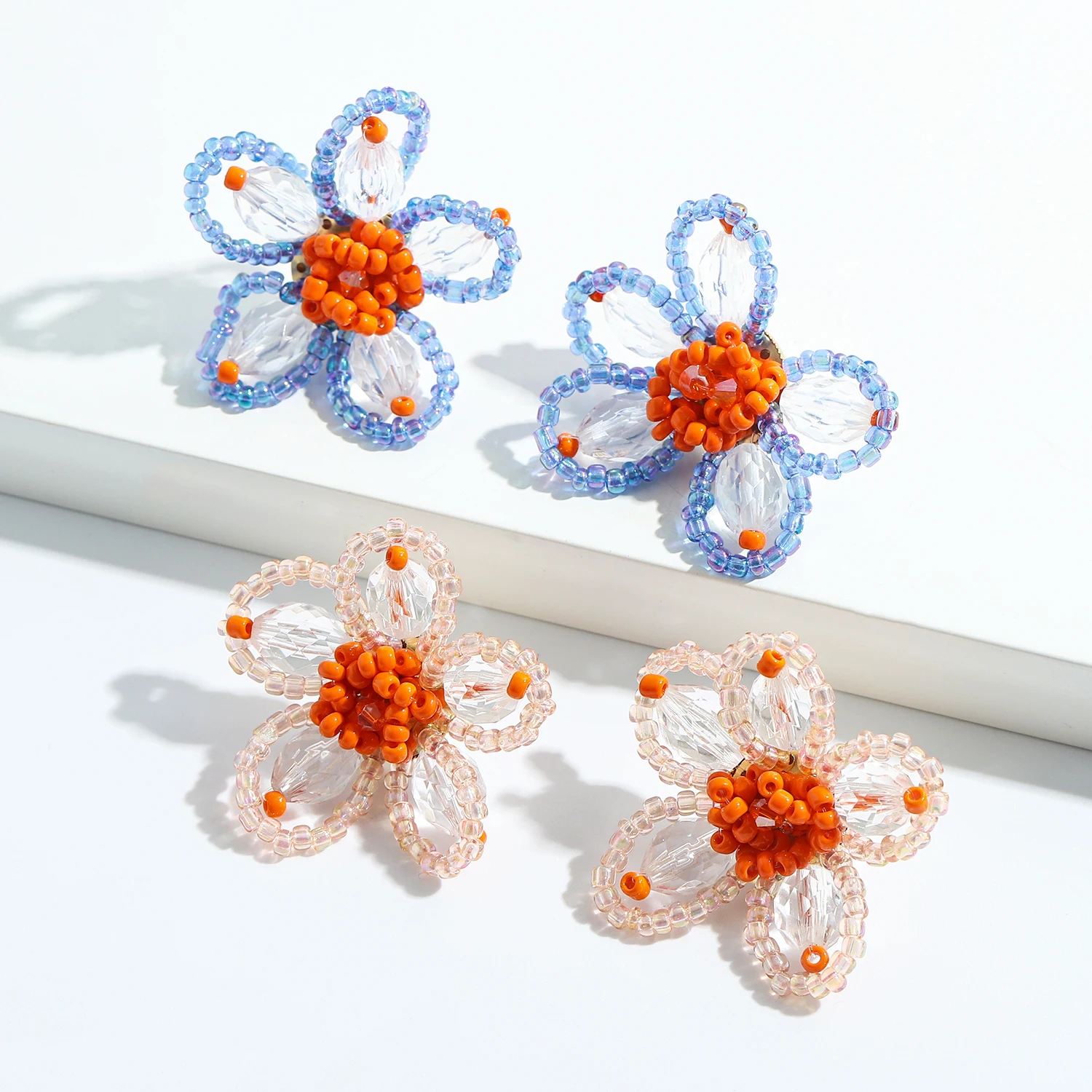

Dvacaman Luxury Fashion Earring 2 Colors Flower Transparent Crystal Gold Plated Beaded Stud Earrings Jewelry For Women Summer