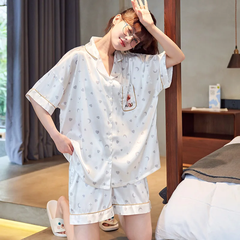 

Two Piece Pyjamas Designer Printed Satin Pyjama En Sois 2 Piece Robe De Nuit Women'S Sleepwear