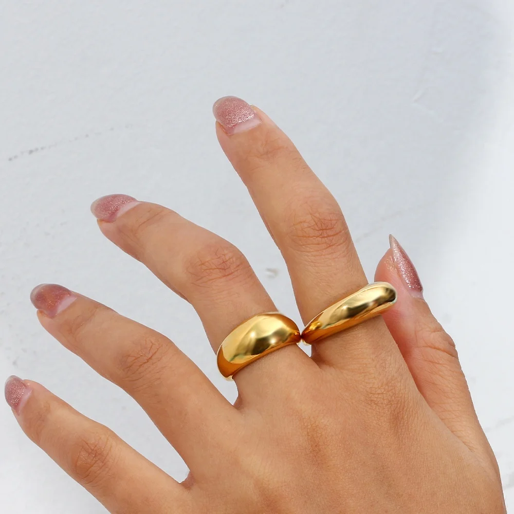 Minimalist Gifts For Women Dainty Glossy Band Chunky 18K Gold Plated Stainless Steel Gold Rings Jewelry Women