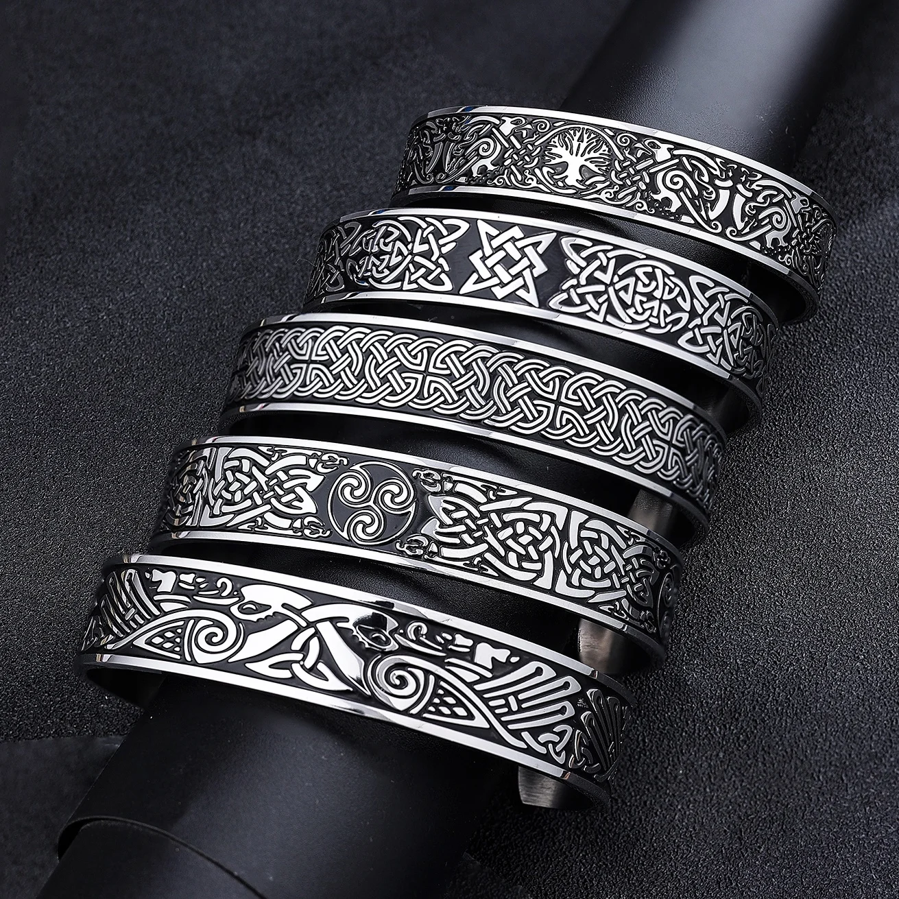 

Personalized Viking Nordic Jewelry Wide Open 316 Stainless Steel Viking Rings Runes Celtic Knots Cuff Bracelet