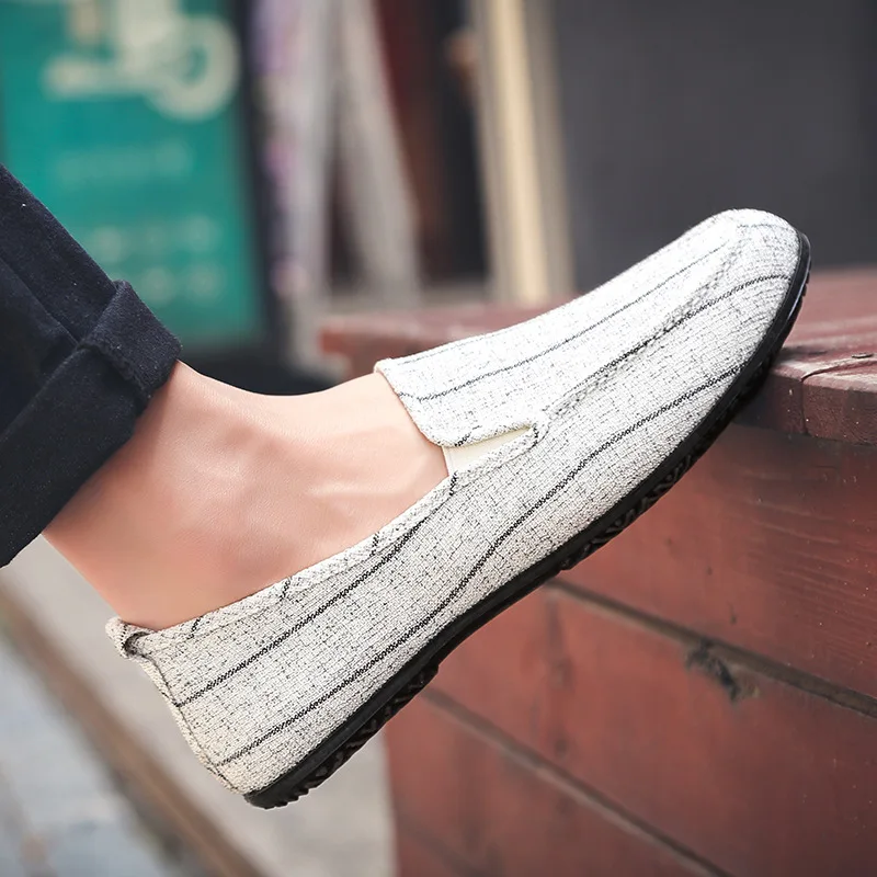 

Autumn Men's Flat Shoes Casual Loafers Nice Lazy Shoes, 3 colors