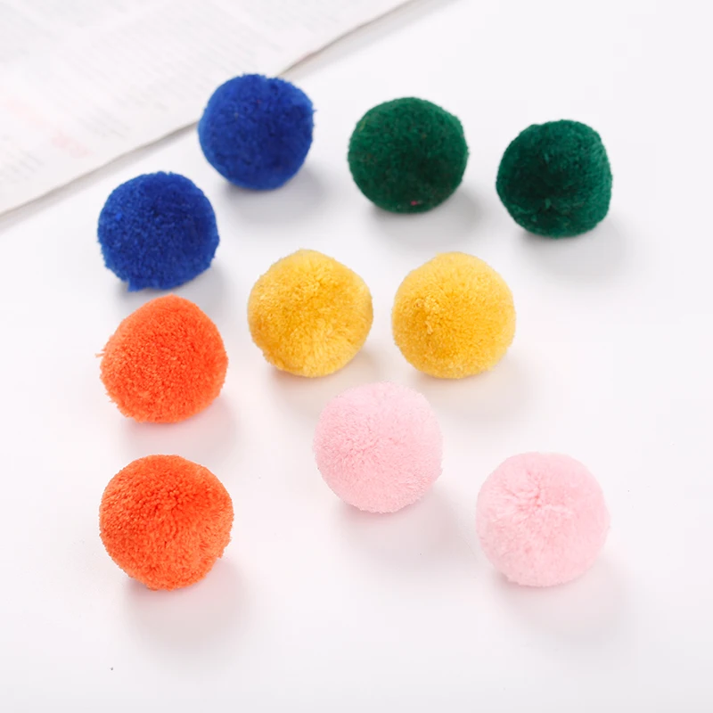

Low Price Colorful Soft Wool Ball Toy Pet Toy For