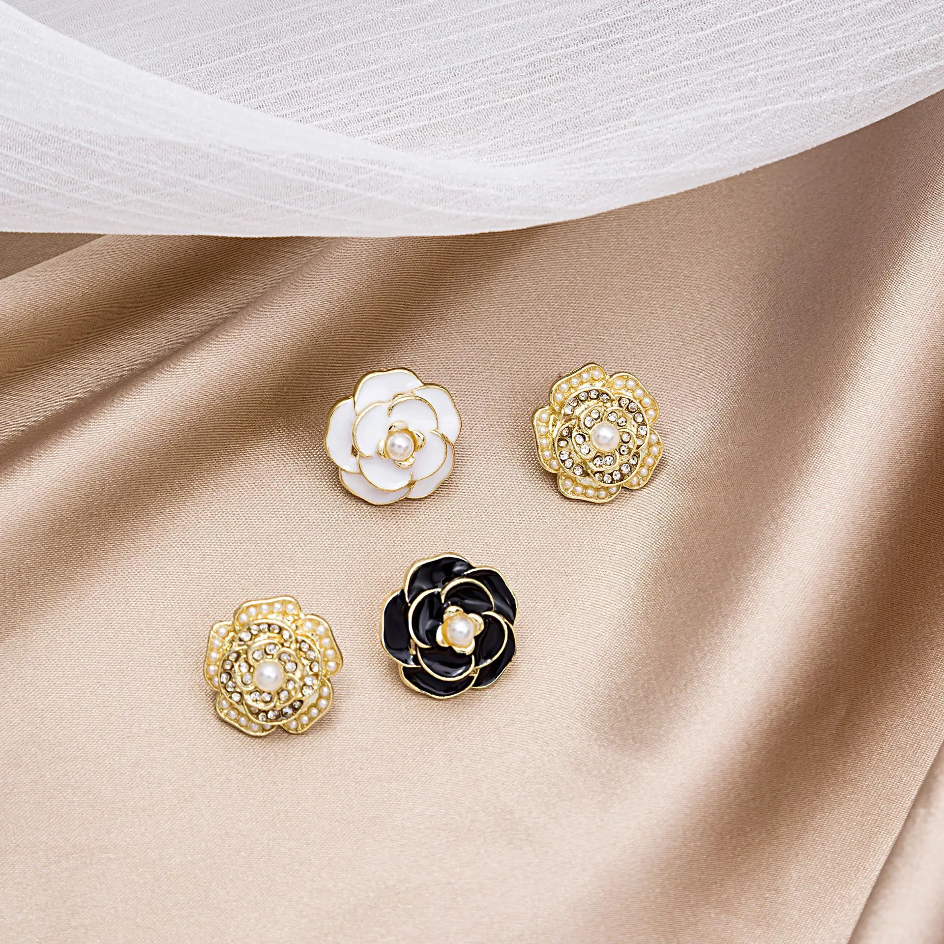 

fashion trendy crystal asymmetric retro oil drop camellia earrings