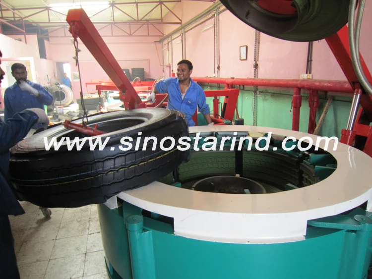 hot segmented mold machine.jpg