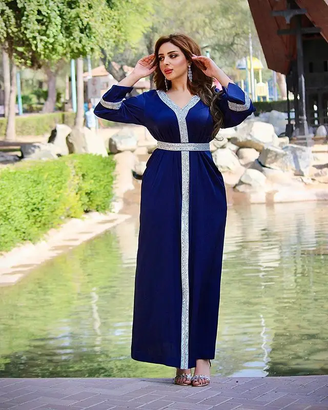 

2021 Abaya is a long Turkish Muslim dress with a diamond girdle arabian robe ladi clothing woman