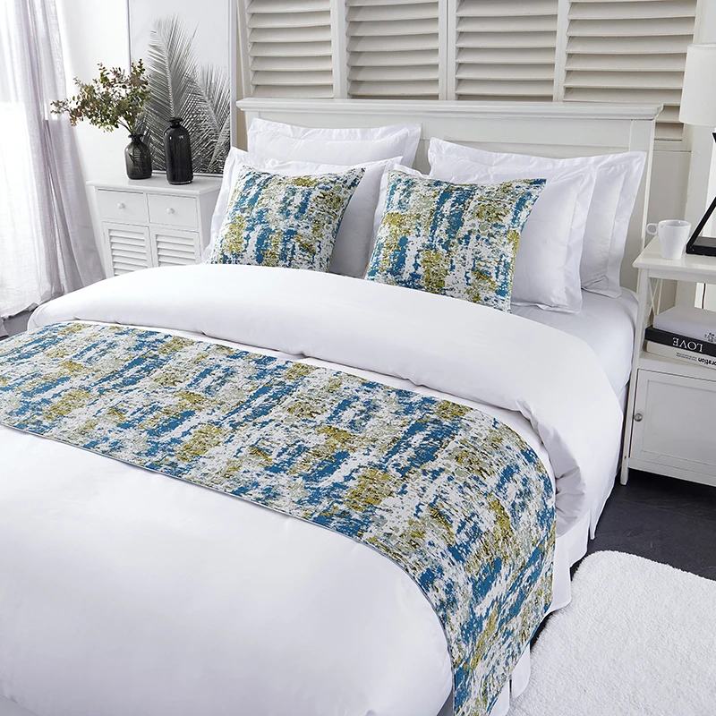 Fashion Wholesale Luxury Custom Cheap Hot Sale King Size Hotel Bed Scarf