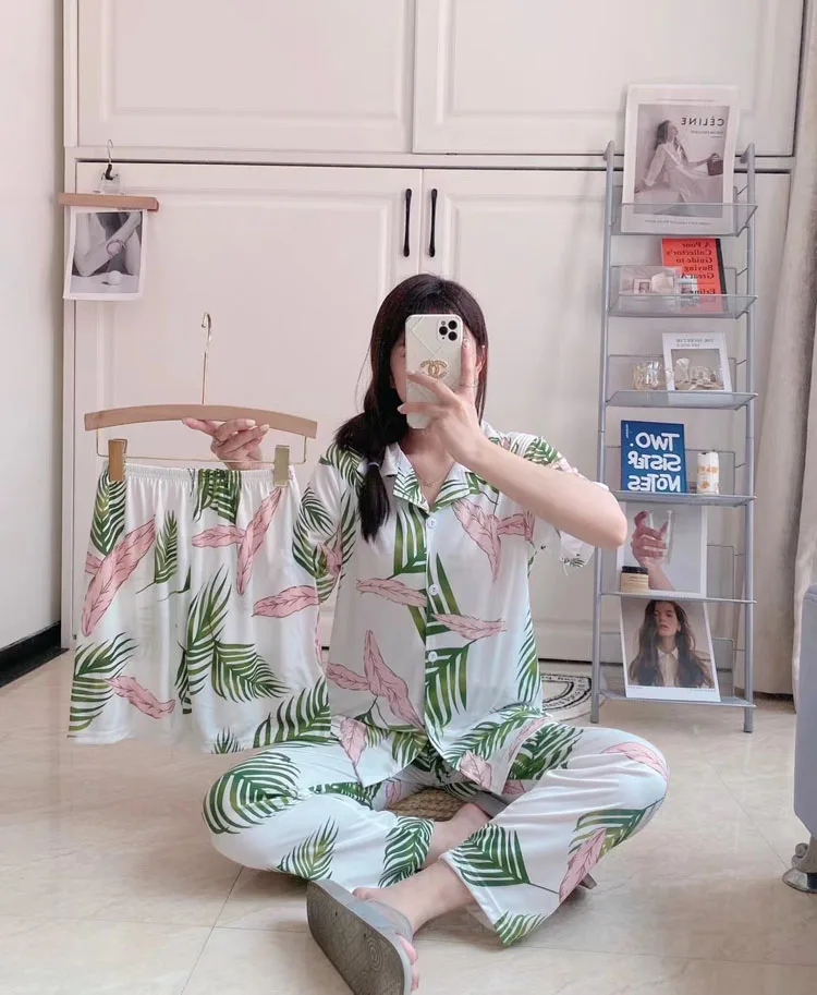 

Korean Sleepwear Short Sleeves Pijama Mujer Cardigan Pajama Lounge Wear Three Pieces Pyjama Floral Sleepwear Milk Silk Nightwear