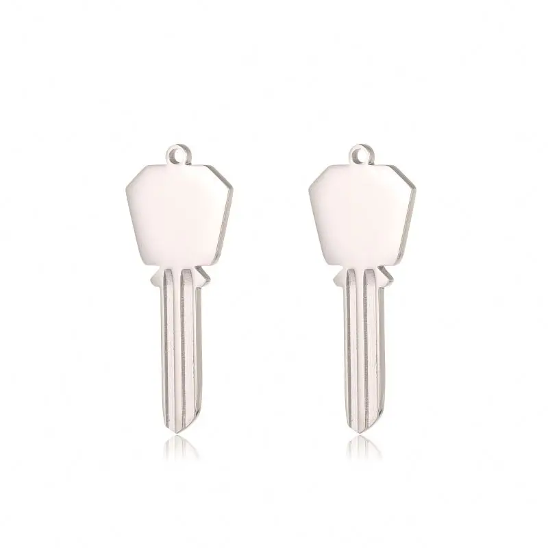 

Gold-plated stainless steel key necklace accessories pendant necklace female fashion simple accessories