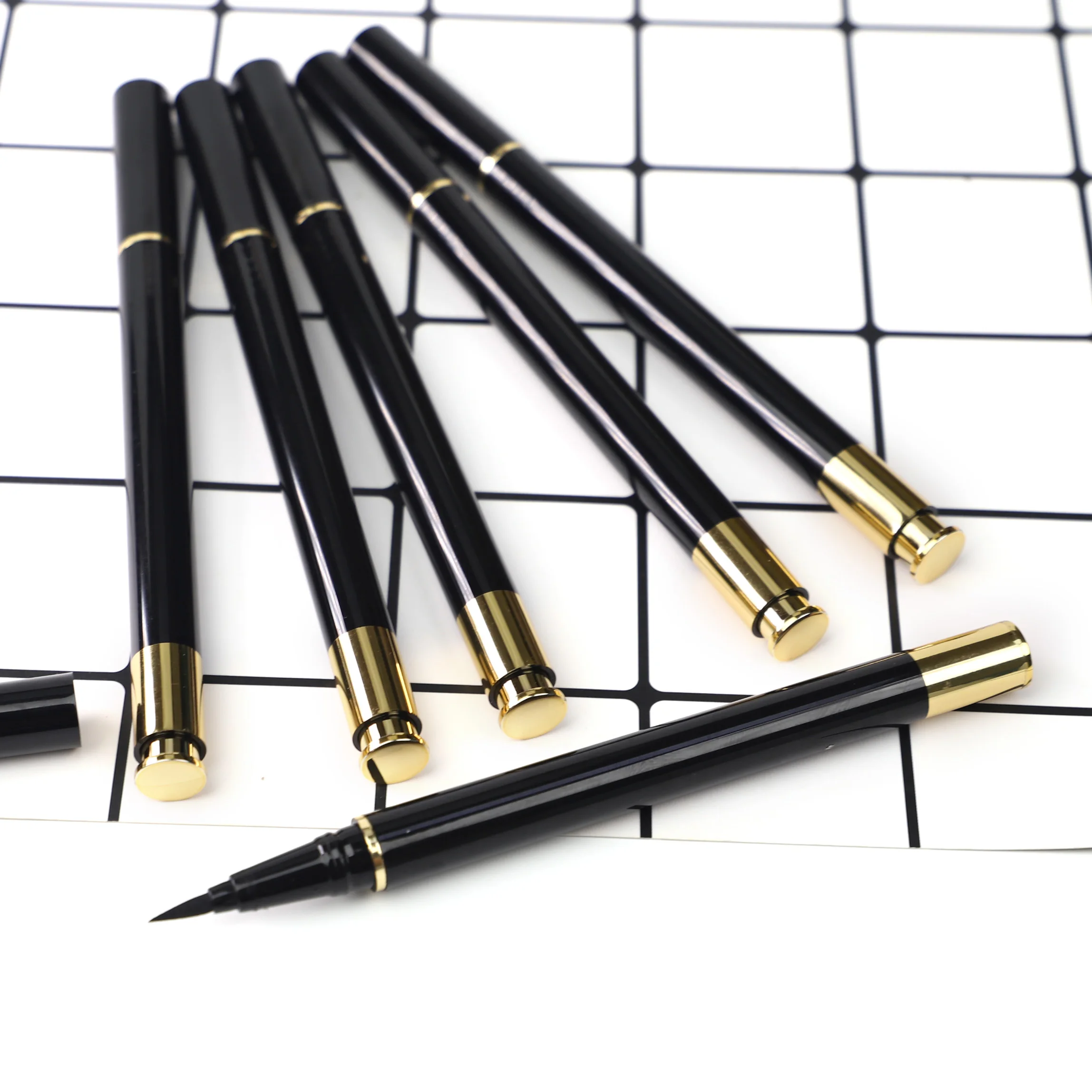 

smooth black eyeliner skin-friendly magic eyeliner pen