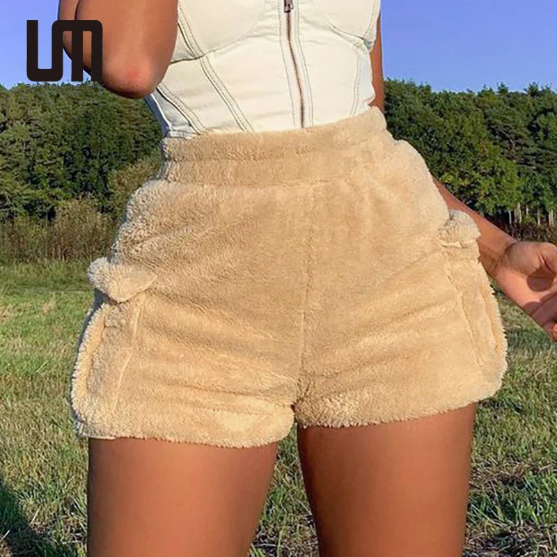 

Liu Ming Fall Winter 2022 Women Casual Fleece Warm Fluffy Shorts